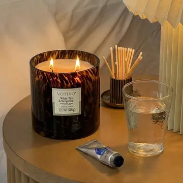 Votivo White Tea &amp; Bergamot Tortoise Candle